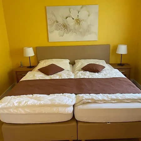 Traumhaus Am Maar بيت للعطل *