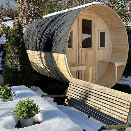 Traumhaus Am Maar * شالكينميهرين