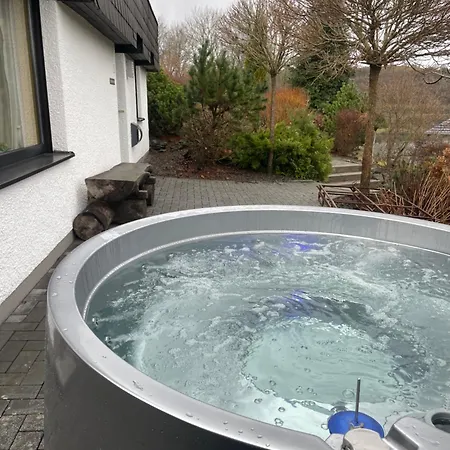 Traumhaus Am Maar بيت للعطل *
