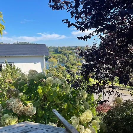 Traumhaus Am Maar بيت للعطل *